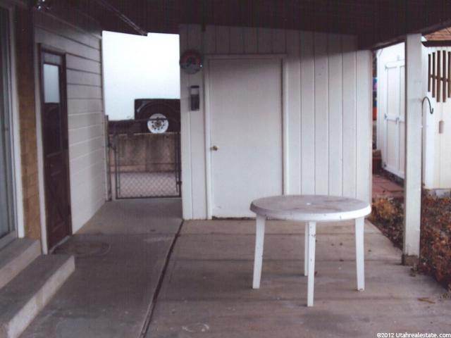 413 W 2350 N, Sunset, UT 84015 — photo 4