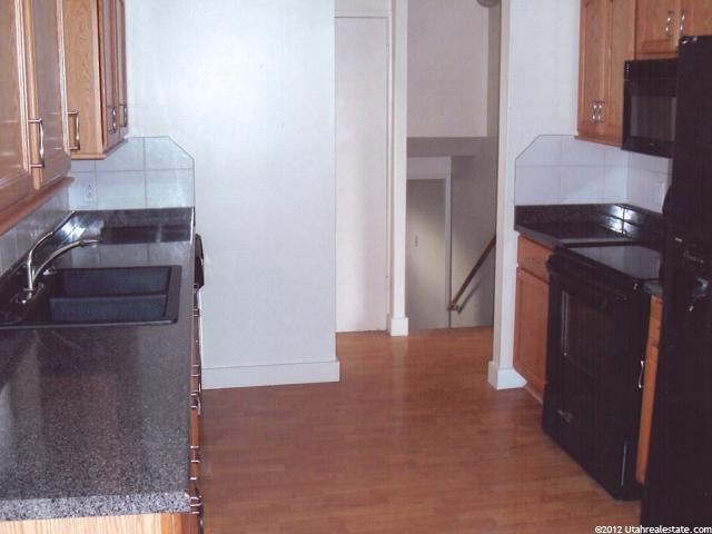 413 W 2350 N, Sunset, UT 84015 — photo 9
