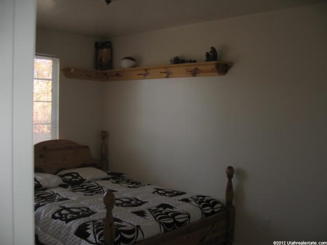 662 Plum Creek Ln, Ogden, UT 84404 — photo 9