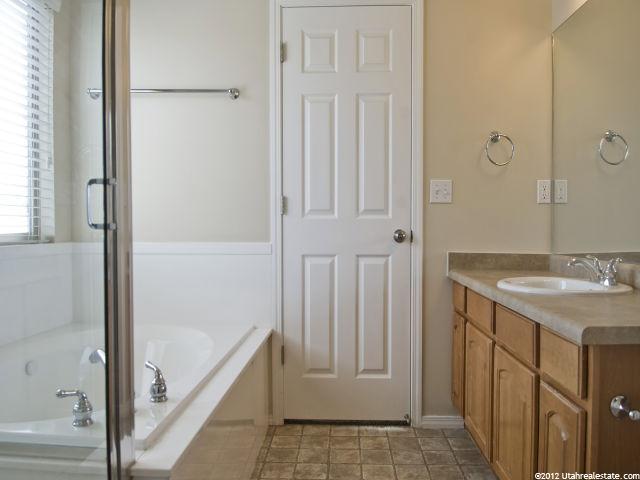1027 E Wyndom Way, Layton, UT 84040 — photo 11
