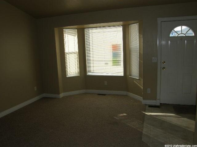 2012 N 550 W, Clinton, UT 84015 — photo 2