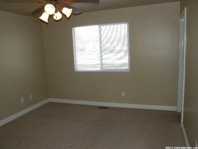 2012 N 550 W, Clinton, UT 84015 — photo 7