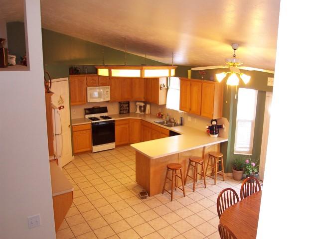 2142 E 3100 N, Layton, UT 84040 — photo 4