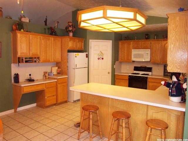 2142 E 3100 N, Layton, UT 84040 — photo 5