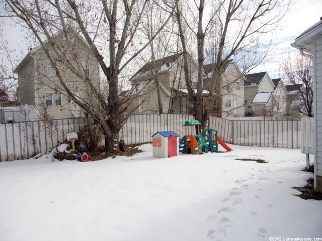 219 N 400 W, Clearfield, UT 84015 — photo 2