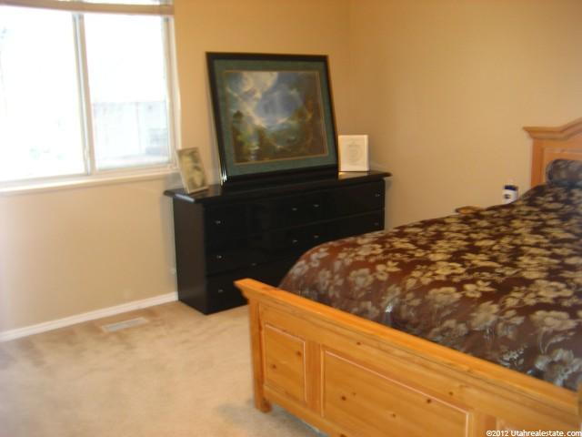 219 N 400 W, Clearfield, UT 84015 — photo 7