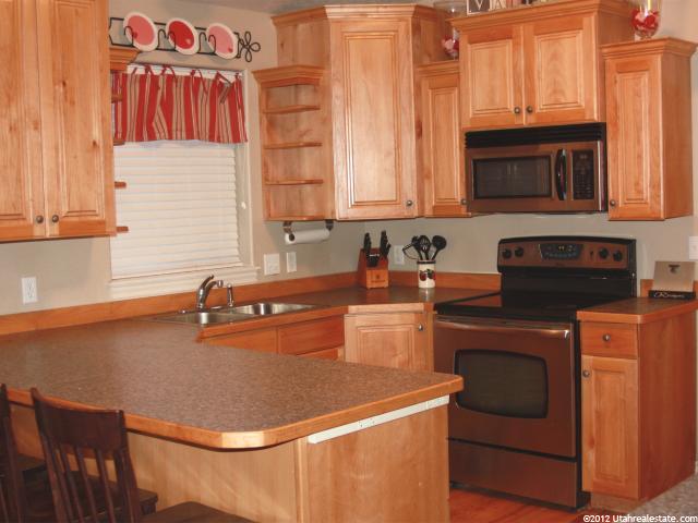 1245 Spruce Dr, Roosevelt, UT 84066 — photo 2