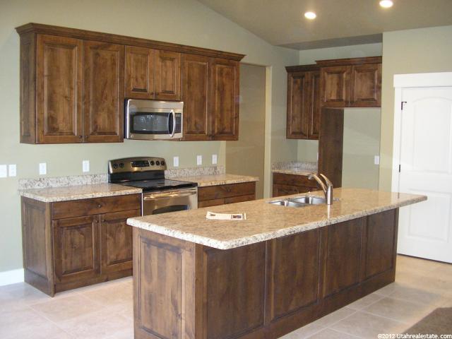 604 W 1175 N, Farmington, UT 84025 — photo 3