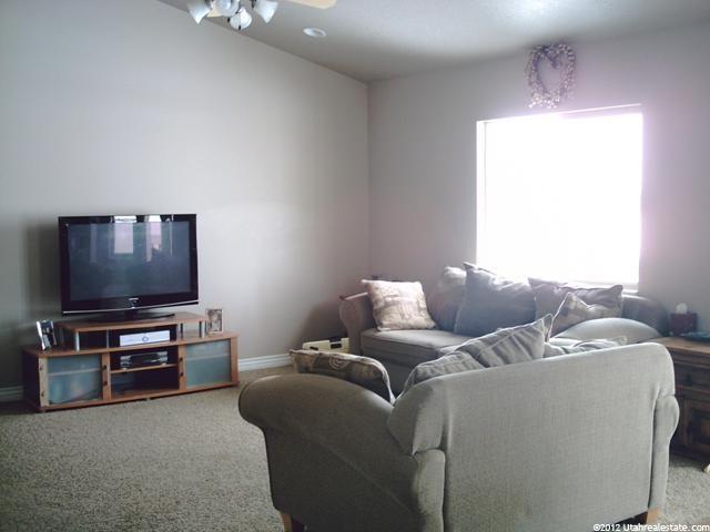 4548 W 5325 S, Hooper, UT 84315 — photo 6