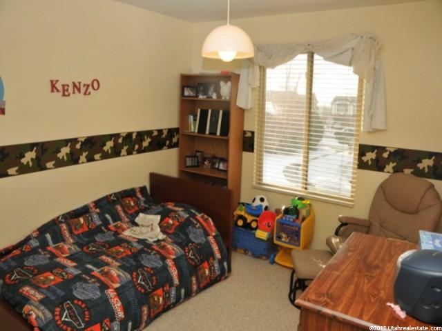 2470 E Granite Pl, Sandy, UT 84092 — photo 8
