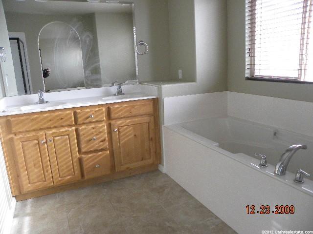 8723 Desert Canyon Rd, Eagle Mountain, UT 84005 — photo 5