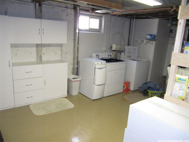 4512 S 300 E, Washington Terrace, UT 84405 — photo 3