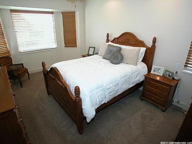 1934 E Bluffside Cir, Sandy, UT 84092 — photo 5