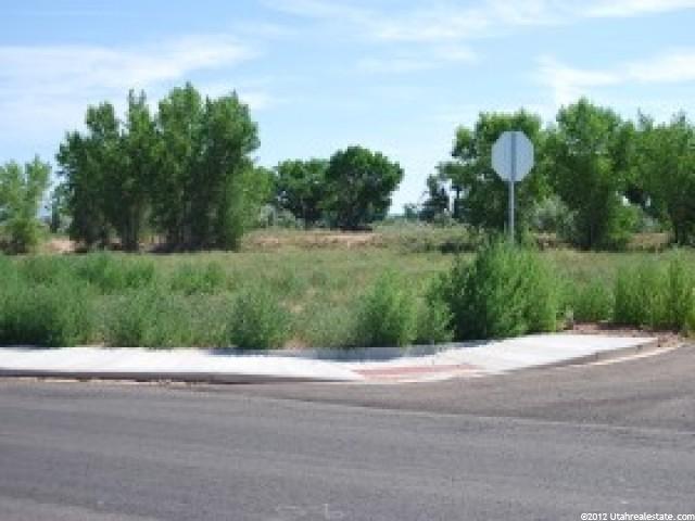 500 E 1000 S, Roosevelt, UT 84066 — photo 2