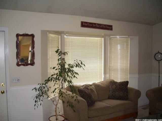 323 W 1350 N, Centerville, UT 84014 — photo 6