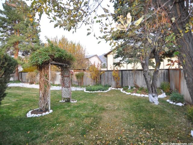 9127 Shad Cir, Sandy, UT 84093 — photo 11