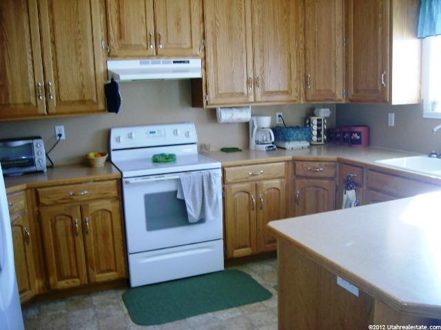 3727 W Main St, Vernal, UT 84078 — photo 2