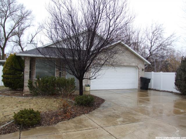 799 W 4075 S, Riverdale, UT 84405 — photo 2