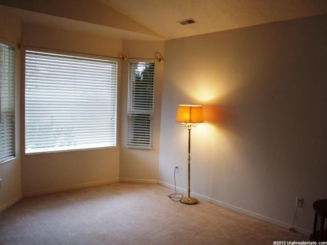 799 W 4075 S, Riverdale, UT 84405 — photo 4