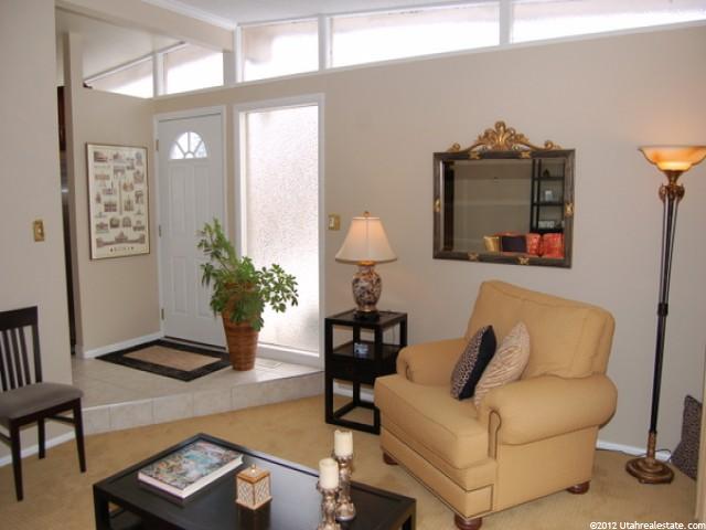 810 E Enchanted Dr, Midvale, UT 84047 — photo 2