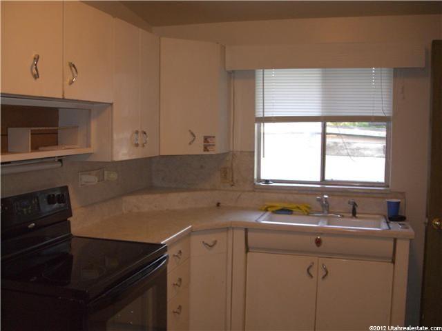 5320 S 2100 W, Roy, UT 84067 — photo 2