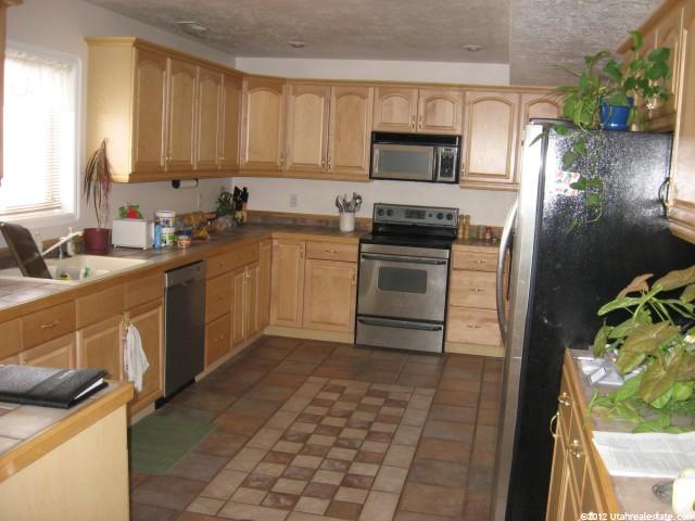 725 S Hillcrest Loop, Malad City, ID 83252 — photo 2