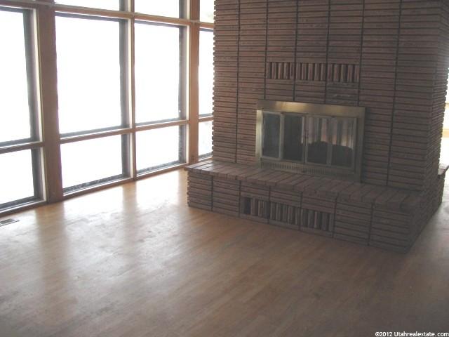 895 Simoron Dr, Ogden, UT 84404 — photo 3