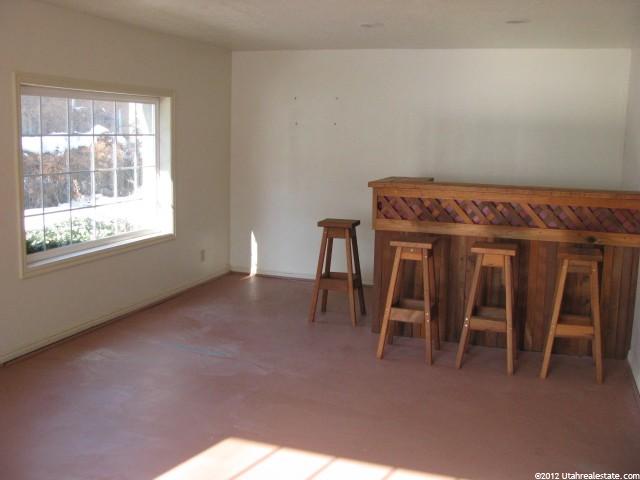 895 Simoron Dr, Ogden, UT 84404 — photo 8