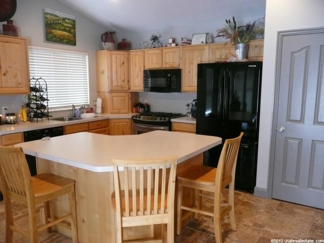 2927 W 3500 N, Farr West, UT 84404 — photo 7