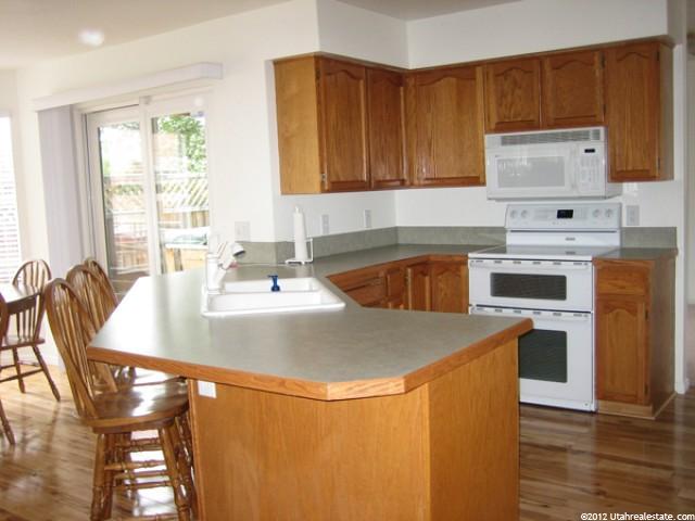 2284 E 10000 S, Sandy, UT 84092 — photo 4