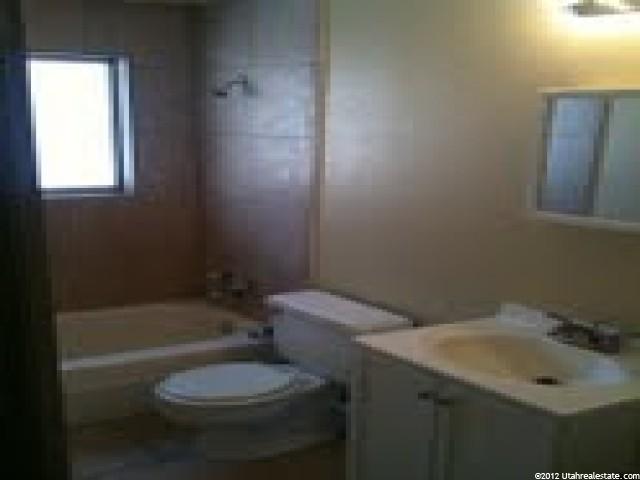164 N 450 W, Layton, UT 84041 — photo 5