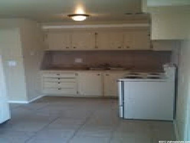 164 N 450 W, Layton, UT 84041 — photo 6