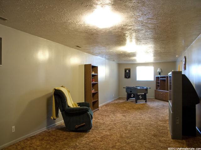 864 W 2000 S, Woods Cross, UT 84087 — photo 9