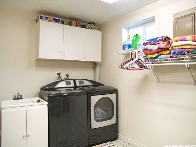 864 W 2000 S, Woods Cross, UT 84087 — photo 10