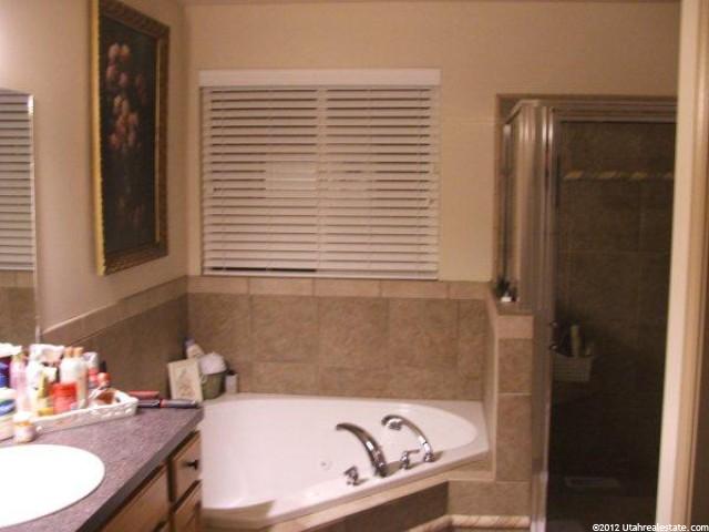 1999 N 2595 W, Clinton, UT 84015 — photo 5