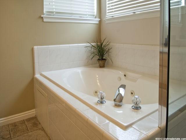 62 E 550 S, Kaysville, UT 84037 — photo 7