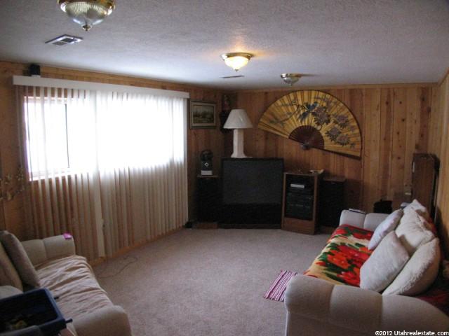 155 Pennsylvania Dr, Harrisville, UT 84404 — photo 7
