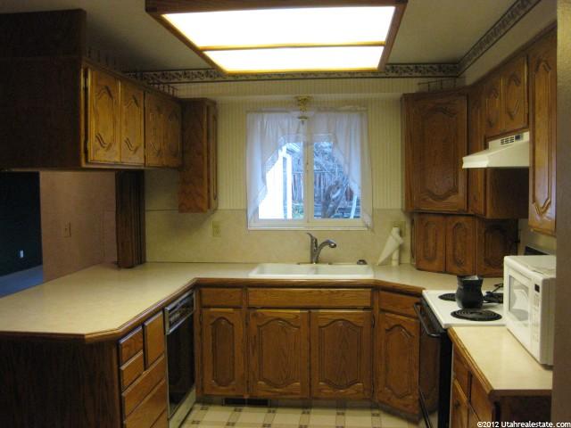 1100 Lamplighter Dr, River Heights, UT 84321 — photo 2