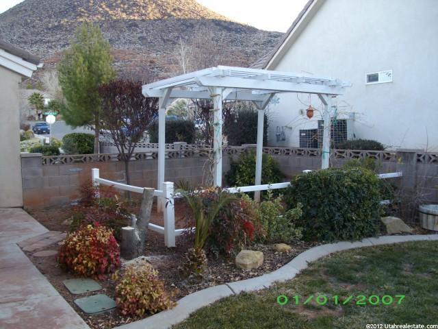 233 N Shadow Point Dr, St. George, UT 84770 — photo 11