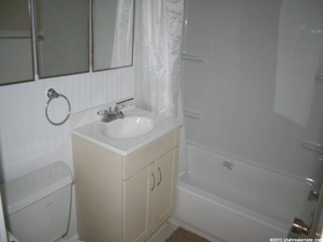 945 E 1000 S, Clearfield, UT 84015 — photo 5