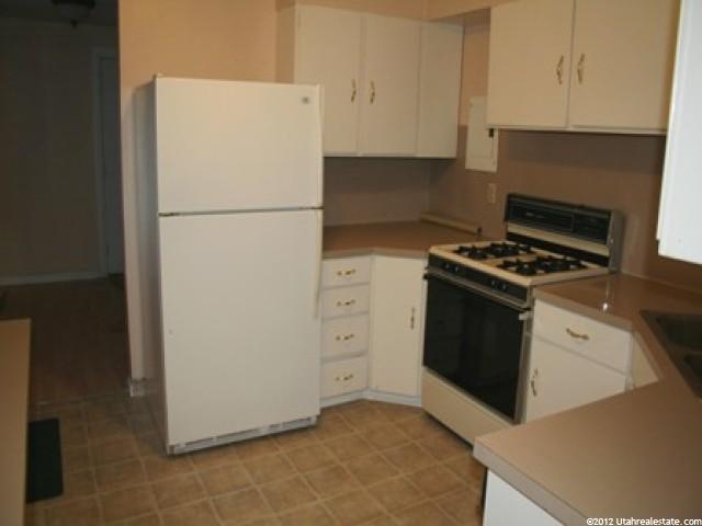 945 E 1000 S, Clearfield, UT 84015 — photo 6