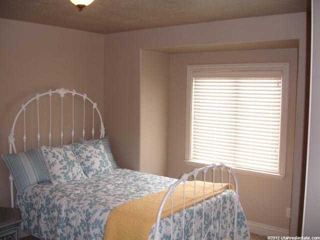 601 W 2825 N, Pleasant View, UT 84414 — photo 12