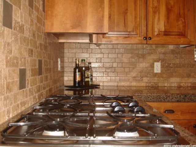 601 W 2825 N, Pleasant View, UT 84414 — photo 4