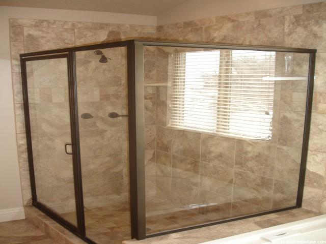 601 W 2825 N, Pleasant View, UT 84414 — photo 9