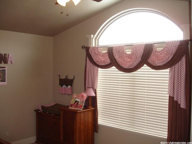 601 W 2825 N, Pleasant View, UT 84414 — photo 10