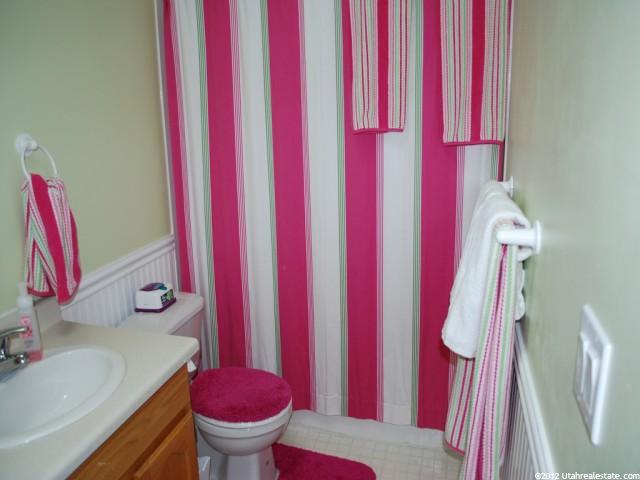 560 S Pitford Dr W, Centerville, UT 84014 — photo 12