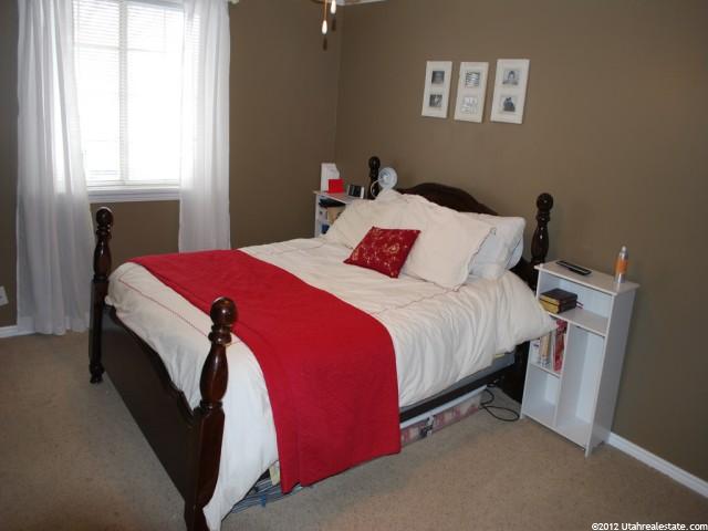 560 S Pitford Dr W, Centerville, UT 84014 — photo 6
