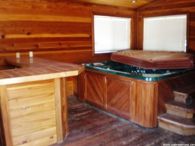 748 E Mule Deer Rd, Central, UT 84722 — photo 4