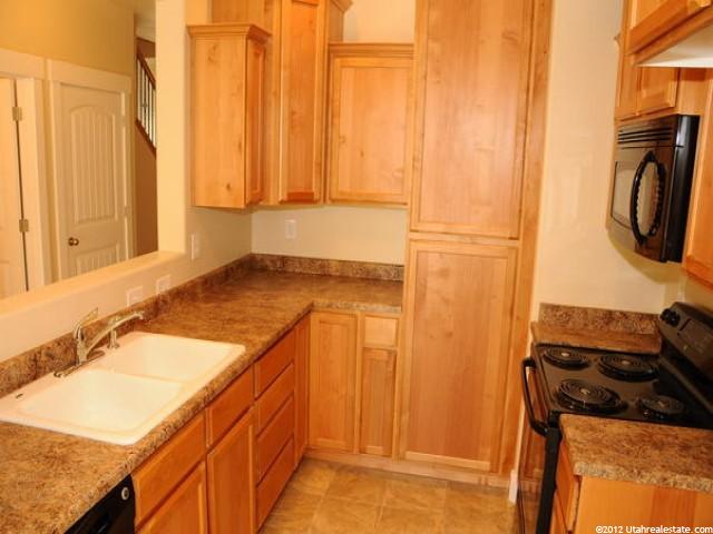 11717 Shadow View Ln #9-B, Draper, UT 84020 — photo 2