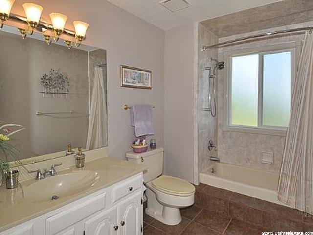 1947 E Johnstone Cir, Sandy, UT 84093 — photo 11